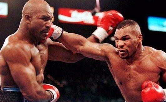 迈克·泰森▲泰森在监狱也不老实，交往300斤女狱警，出狱后迅速断绝关系