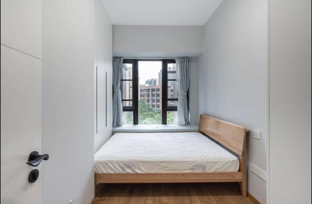 |有墙不见墙的“木”艺设计，利用原木+白，打造轻松的家居环境！