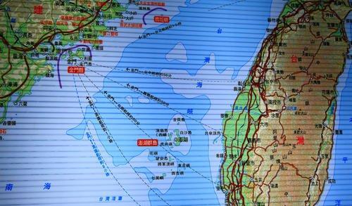 蒋介石|蒋介石为何不听李宗仁的撤退到海南,而是选择离大陆更远的台湾?