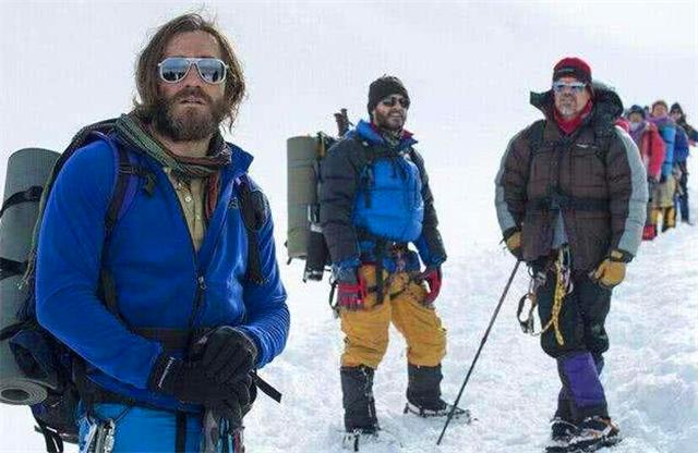 #珠峰#长眠于珠峰的\睡美人\:冰封十年成路标,人来人往却无人愿救她