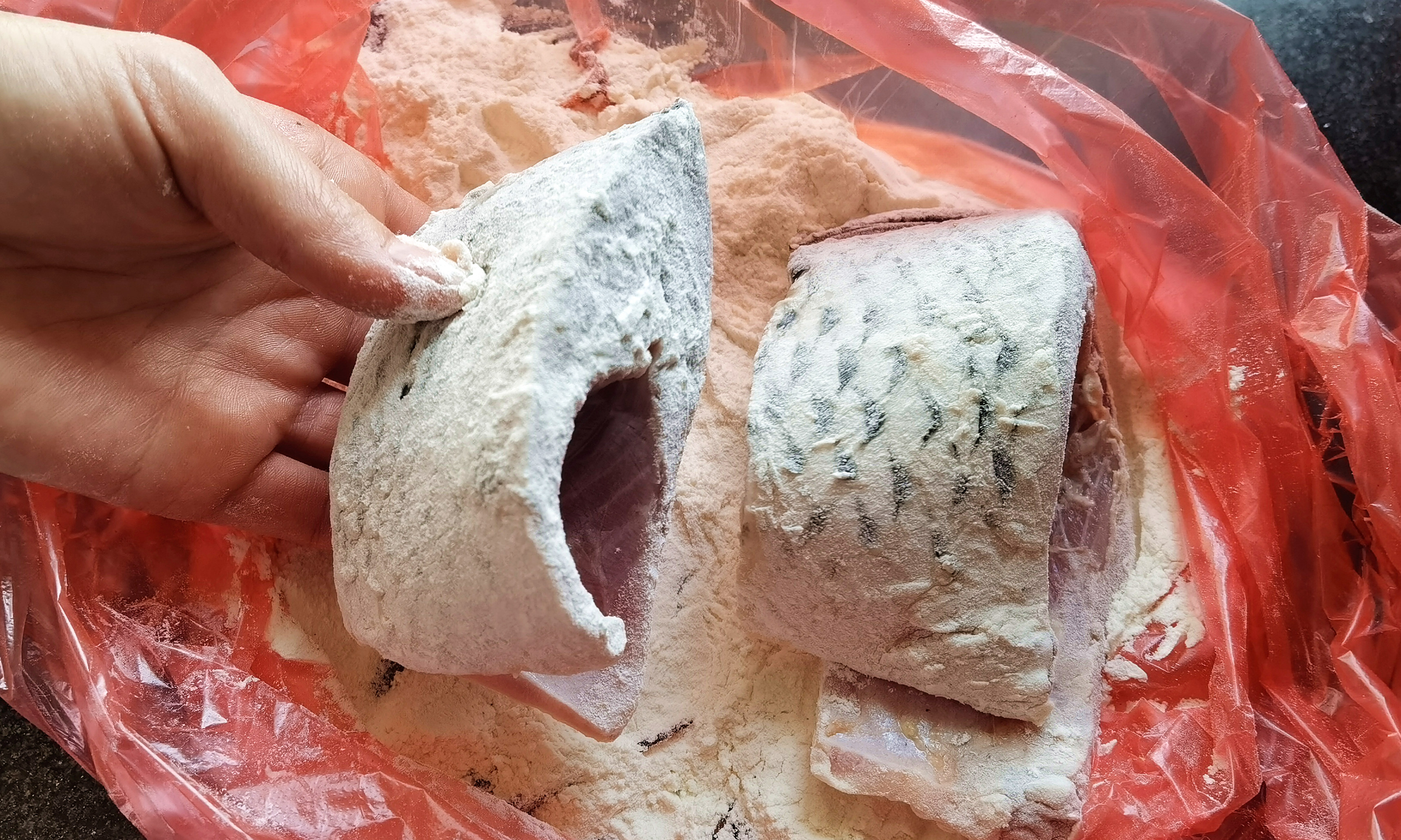 鲤鱼|秋天，遇到此鱼我从不手软，比鲫鱼营养，比鲅鱼鲜，炖一锅太香了