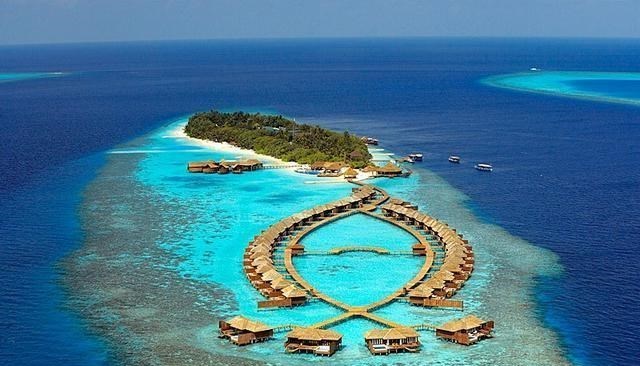 美济岛|中国抽干58000亿吨海水,将12座岛屿整合,引来多国关注!