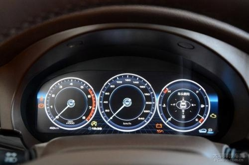 机械|汽车的液晶表盘比机械表盘好在哪里?