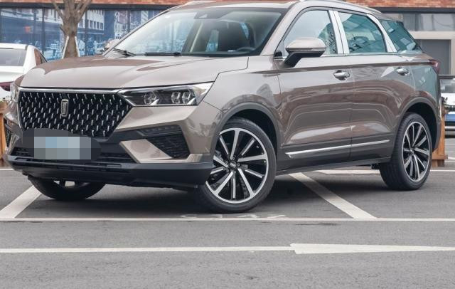 「中国一汽」一汽又要火！标配LED大灯，一看价格，车友：后悔H6买早了