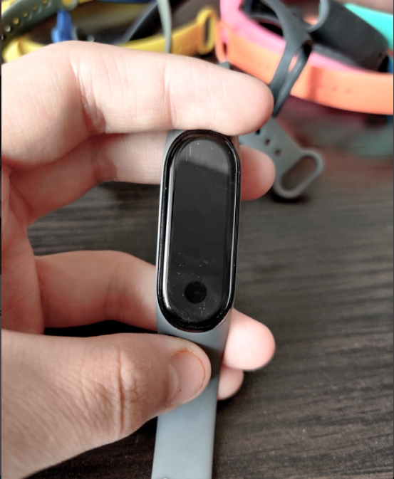 小米科技▲疑似小米手环5照片流出,这个样子你会入手吗?