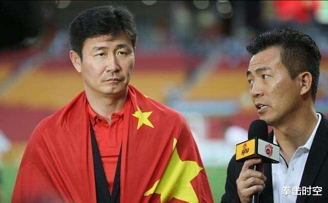 「郝海东」散打主席炮轰郝海东：你算哪门子公知，文盲有点名气就忘了祖宗