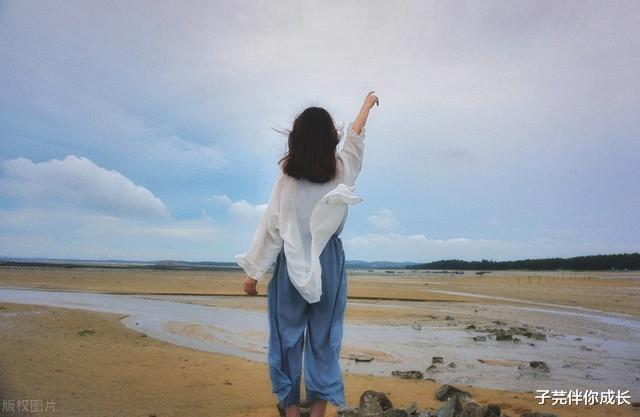 子芫伴你成长|同事蹭车3个月，又带她朋友免费蹭我把车开回家，网友：干得漂亮