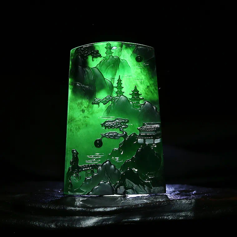 翡翠|墨翠就是纯黑色的翡翠？