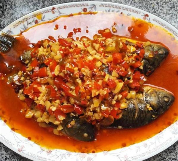 海鱼|什么鱼的鱼刺最多?要不是因为它好吃,早就被吃货们嫌弃了