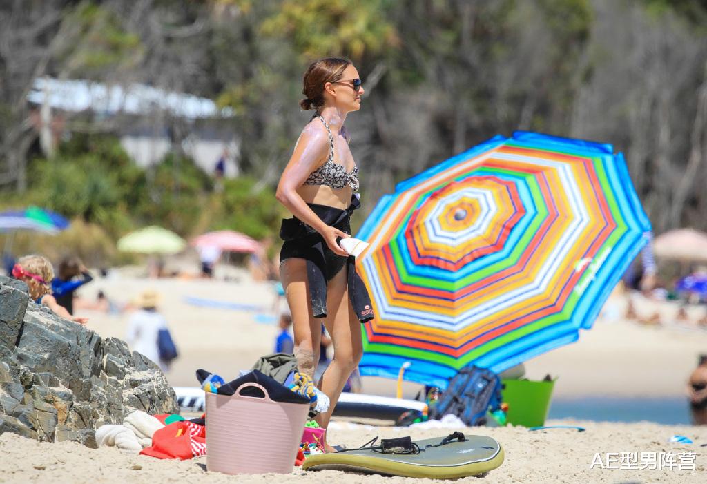 39歲娜塔莉·波特曼到達澳洲開拍《雷神4》！女雷神身材，依舊搶眼-圖4
