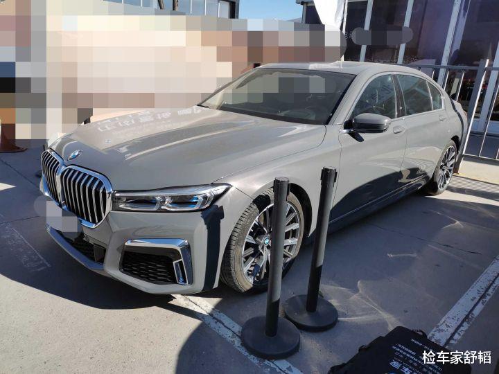 二手车|宝马740车主无语，才开一年贬值20万，普通擦挂竟给切了门槛梁