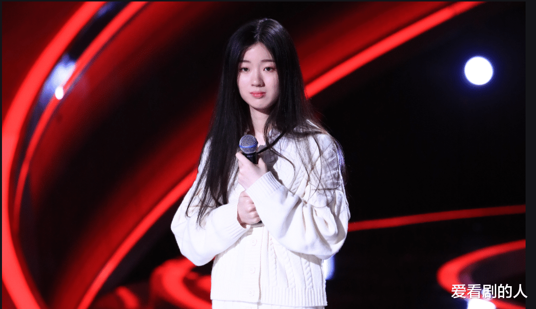 单依纯|中国好声音官方星势力榜,单依纯人气最佳,贾翼腾获总决赛领唱权