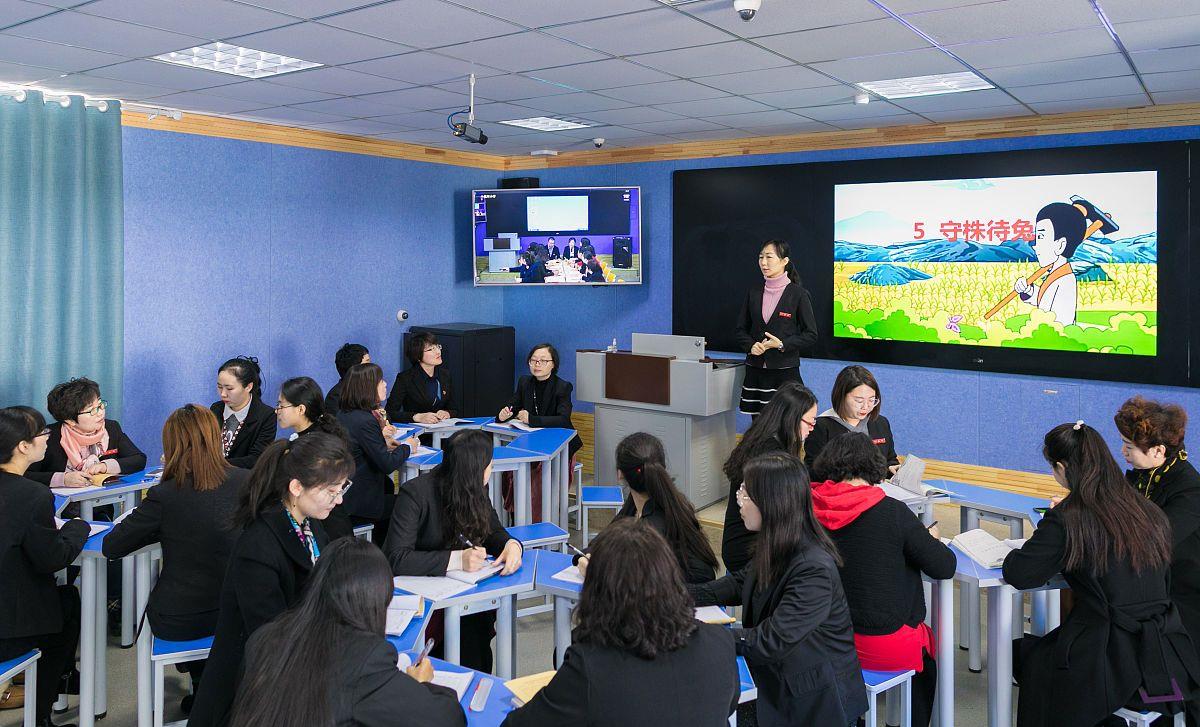 【】外国的学校为什么都不搞什么教研活动?