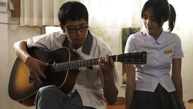 「李沇熹」玄彬苏志燮姜栋元孔刘都带不火的李沇熹，凭什么结婚能上热搜？