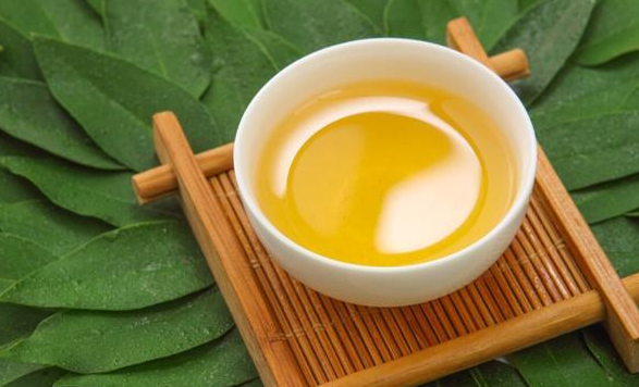 花生|睡觉出现这4种表现，说明高血糖“缠身”，越早发现越好