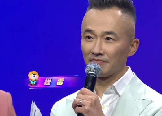 「郑爽」618三台晚会打光差别大：沈梦辰艳压关晓彤，郑爽柔光太浮夸