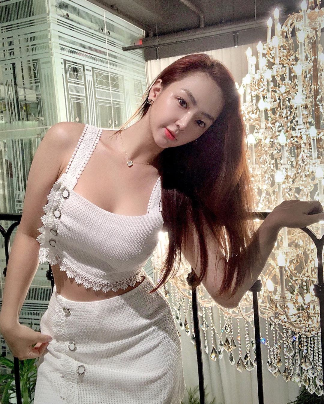 |韩国年轻的CEO，高颜值网红美女