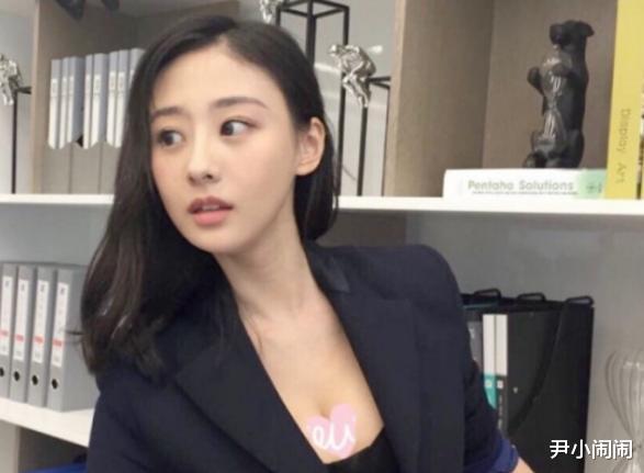 整容|曾经让人“追成狗”，如今“跌落神坛”的4位明星，你知道几个？