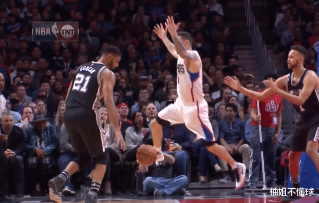 「勒布朗·詹姆斯」总决赛第一人是谁？詹姆斯两队数据第一只能排倒数，前五他一个也比不了