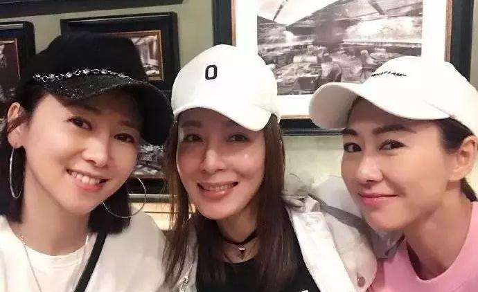 刘敏涛▲刘敏涛唱歌太投入忘记表情管理？经典表情管理失败的明星还有她们