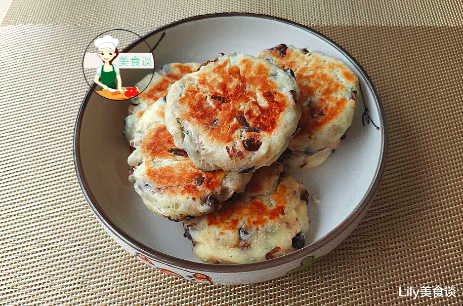 「面包」自从学会这道早餐饼，我家再没蒸过馒头，酥软香甜能量足，特省事