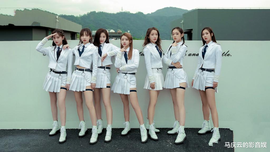 杨钰莹▲《创造营》林君怡为何是初C，综艺有套路，抽烟是她甩不掉的污点