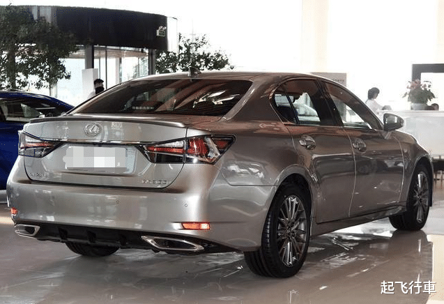 动力|雷克萨斯ES和IS有何区别,拿它们做一下对比,来谈谈我的看法!