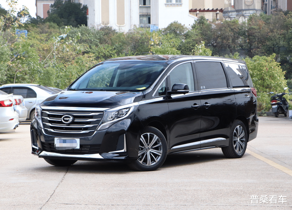 广汽传祺：捧不红的“中国制造”！双电滑门+头等舱，舒适堪比高铁，没人懂