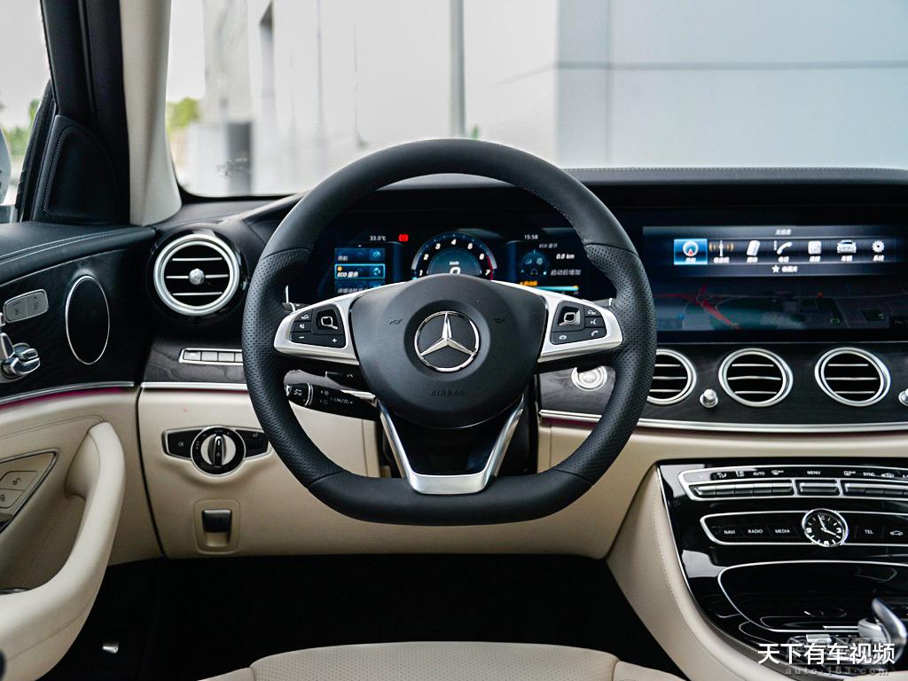 「奔驰E级」要能在28岁、38岁、48岁分别开上这三款车，说明你已经很成功了！