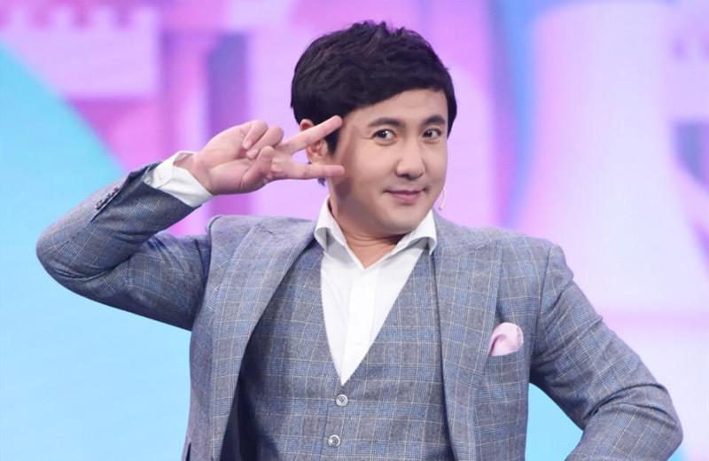 欢乐喜剧人@《欢乐喜剧人》4季冠军, 2人爆火2人消失,让人感叹