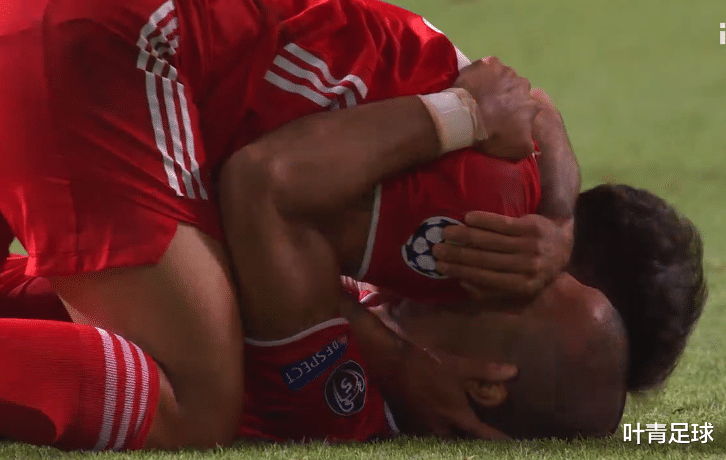 拜仁慕尼黑|伟大的1-0！拜仁6夺欧冠：疯狂11连胜+3冠王，球员跪地痛哭