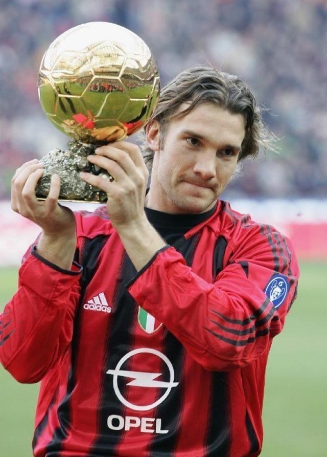 金球奖■知名媒体评金球奖含金量排名 2010年的梅西位列第14 C罗全进10