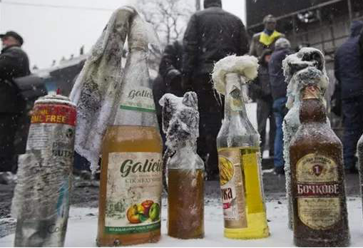 『乌克兰』不少乌克兰男人都短命，10%的人死于35岁之前？看乌克兰美女怎么说