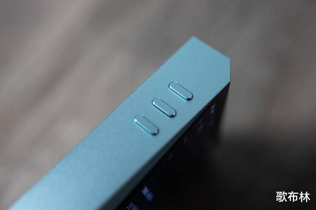 耳机|细品艾利和 A&norma SR25播放器：小钢炮更新了，这次大杯不加价