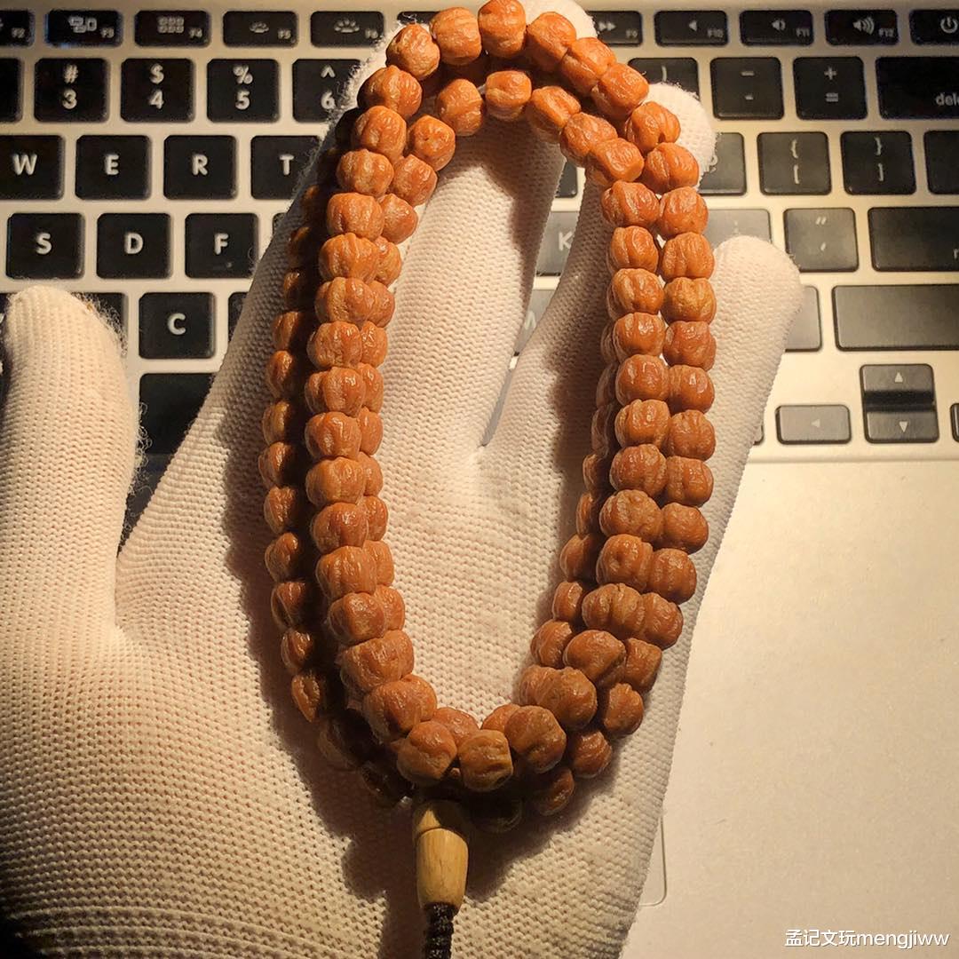 『』盘玩百香籽容易裂吗？到底应该如何盘玩百香籽？