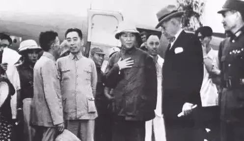 重庆谈判|重庆谈判时，毛主席带的帽子暗藏什么玄机？