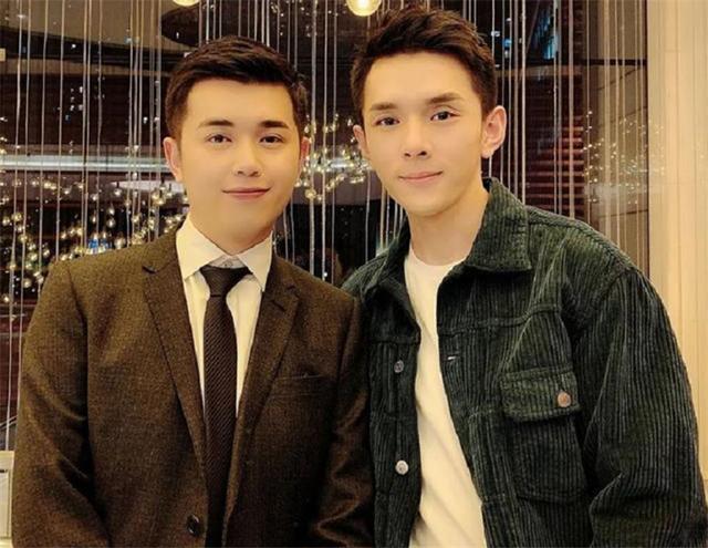 李佳琦：李佳琦助理狂瘦25斤，颜值飙升能和韩剧男主抗衡，这是要出圈了