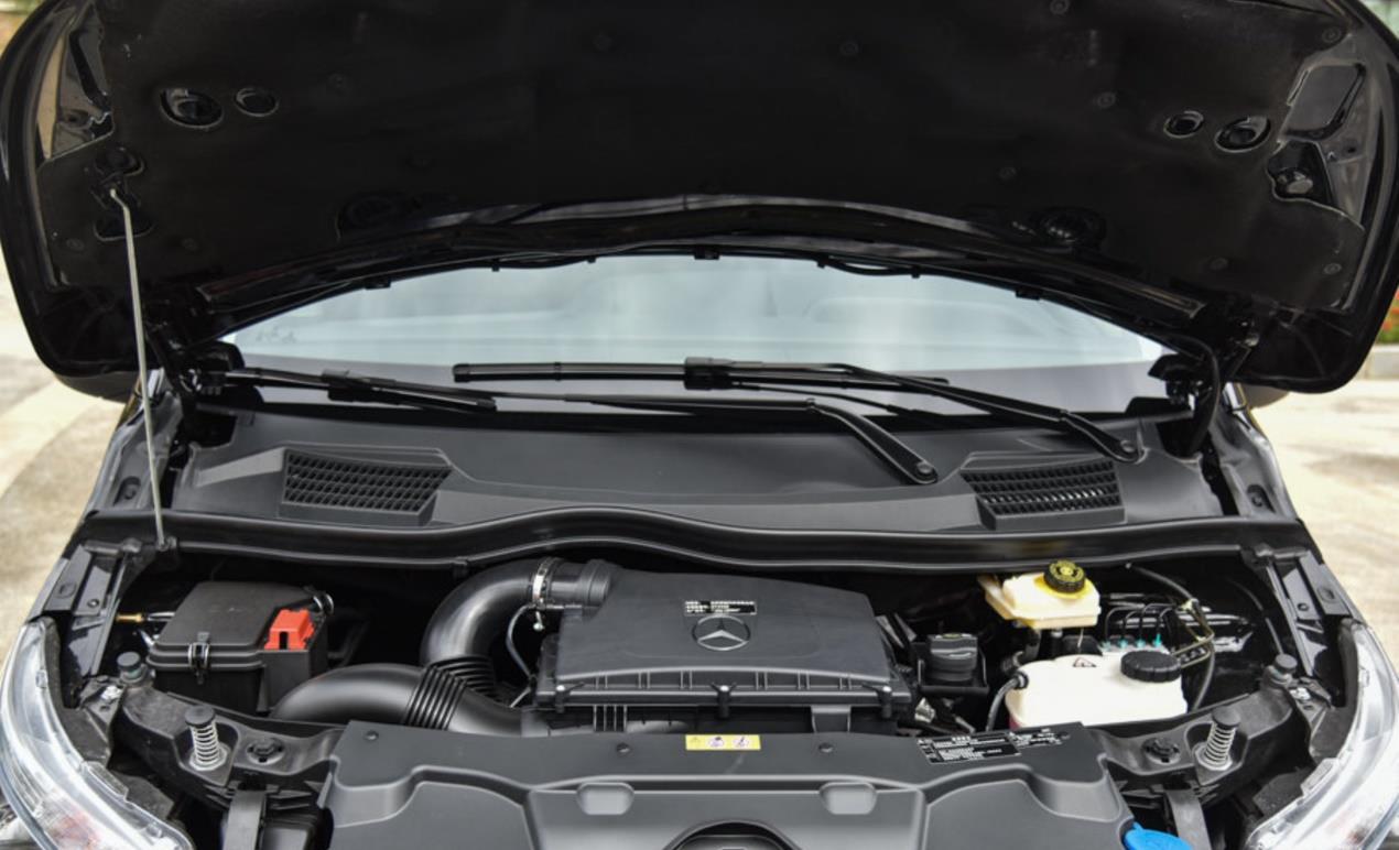 奔驰威霆|被冷落的豪华MPV，长超5米3, 入门211匹+7/8/9座，异响接近0