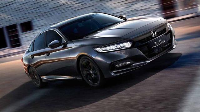 本田雅阁|2.5凯美瑞和1.5T雅阁怎么选？内行人总结，别买错再后悔！