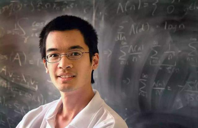 大学|8岁高考760分，21岁成博士，24岁成顶尖大学教授，随后人生一路开挂！