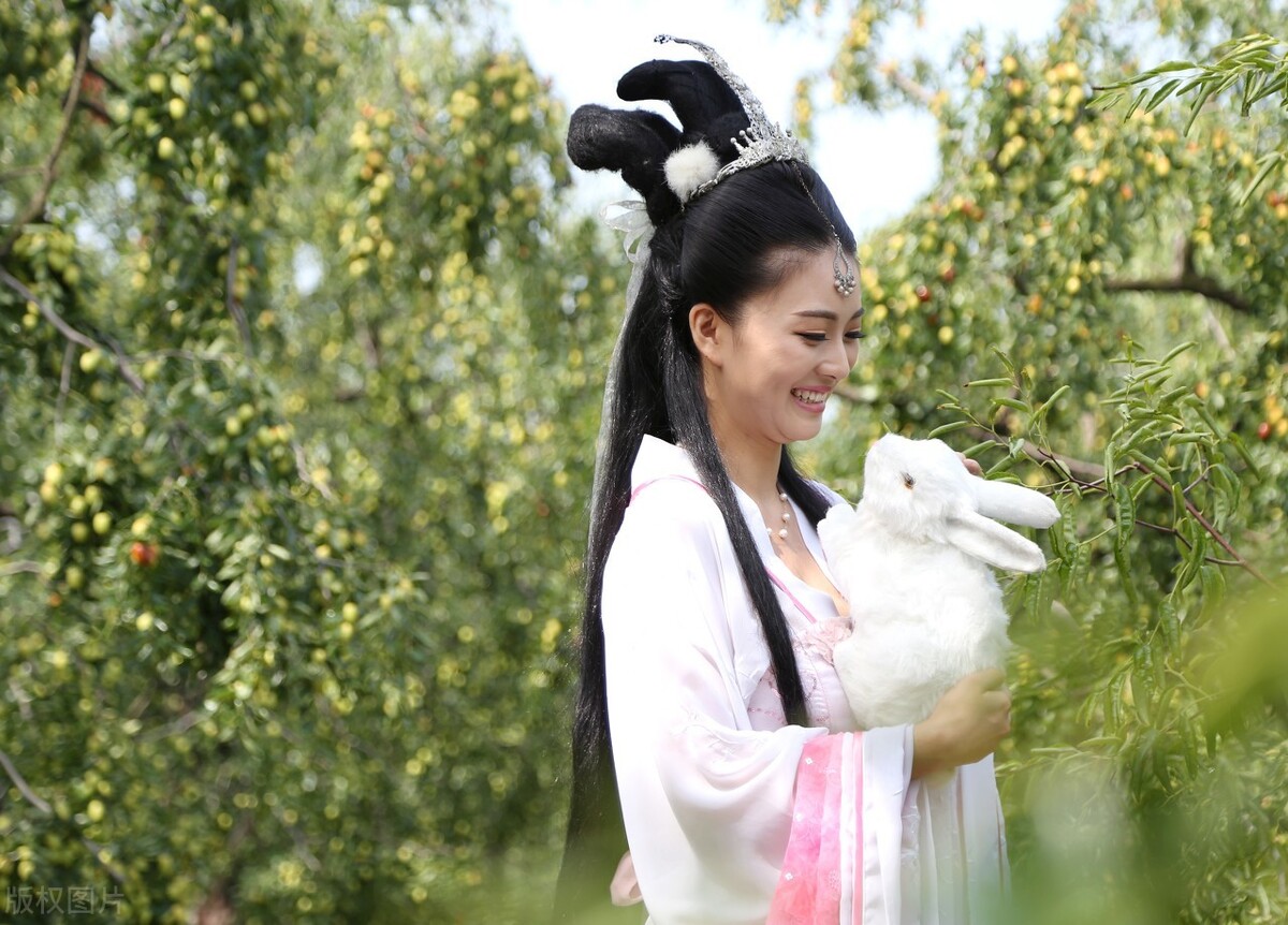 月球|月球是人造的?上面住着八万多打工人,从唐朝一份笔记说起