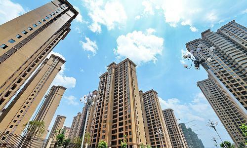 钱又流进房地产了？房企‘’装穷‘’破纪录，银行‘’管钱‘’有猫腻？