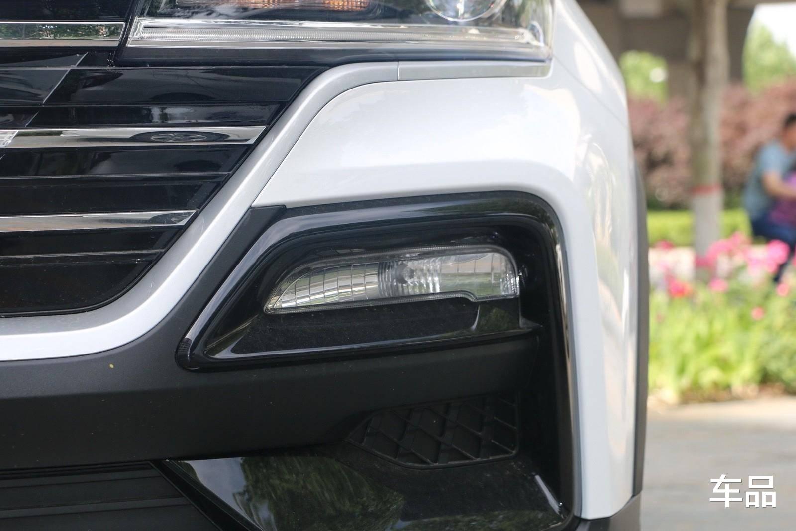 凯翼■德系品质、日系作风，双液晶+超大号天窗，炫界怎么敢才卖6万