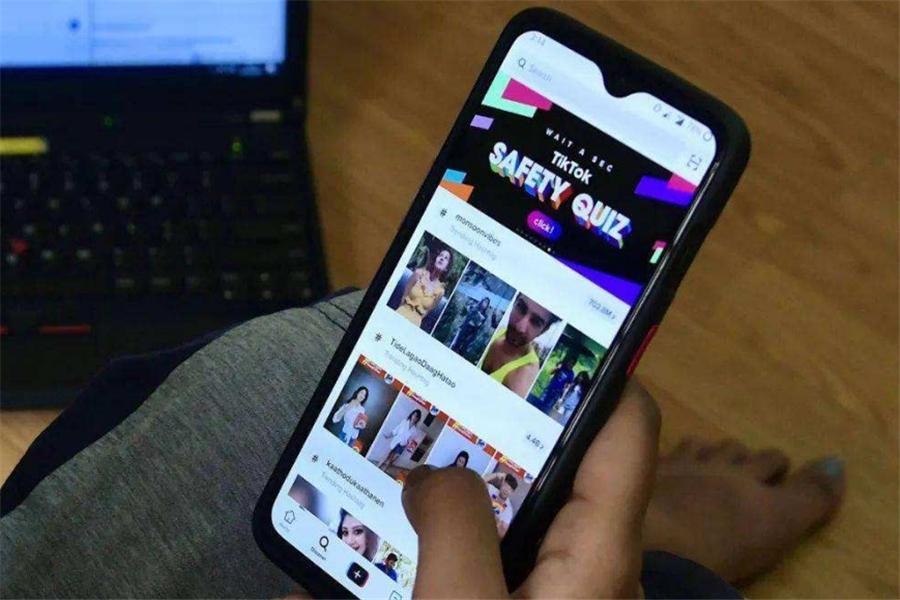 罗永浩|TikTok暂停英国建总部的决定，数千人可能失业，Facebook做出回应