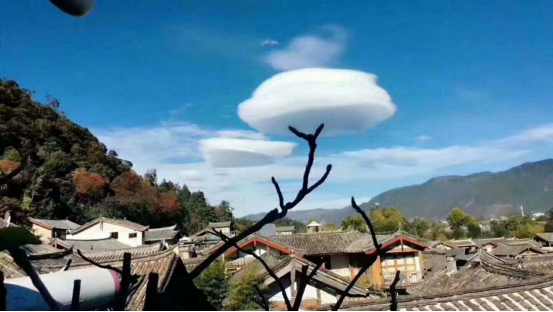 UFO|中国卫星回传照片：丽江上空发现UFO，当地人民表示正常现象！