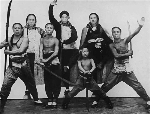 许世友@八国联军中,仅有两国向中国致歉并归还国宝,这两个国家是谁