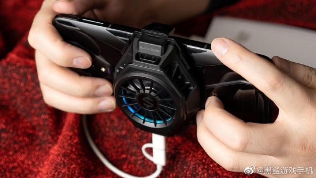 安卓|沉寂半年后，联想通过游戏手机重回市场，还有机会吗？