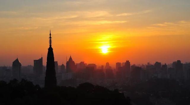 「运势」6月尾，事业发展顺利，运气上上吉，福禄双全的属相