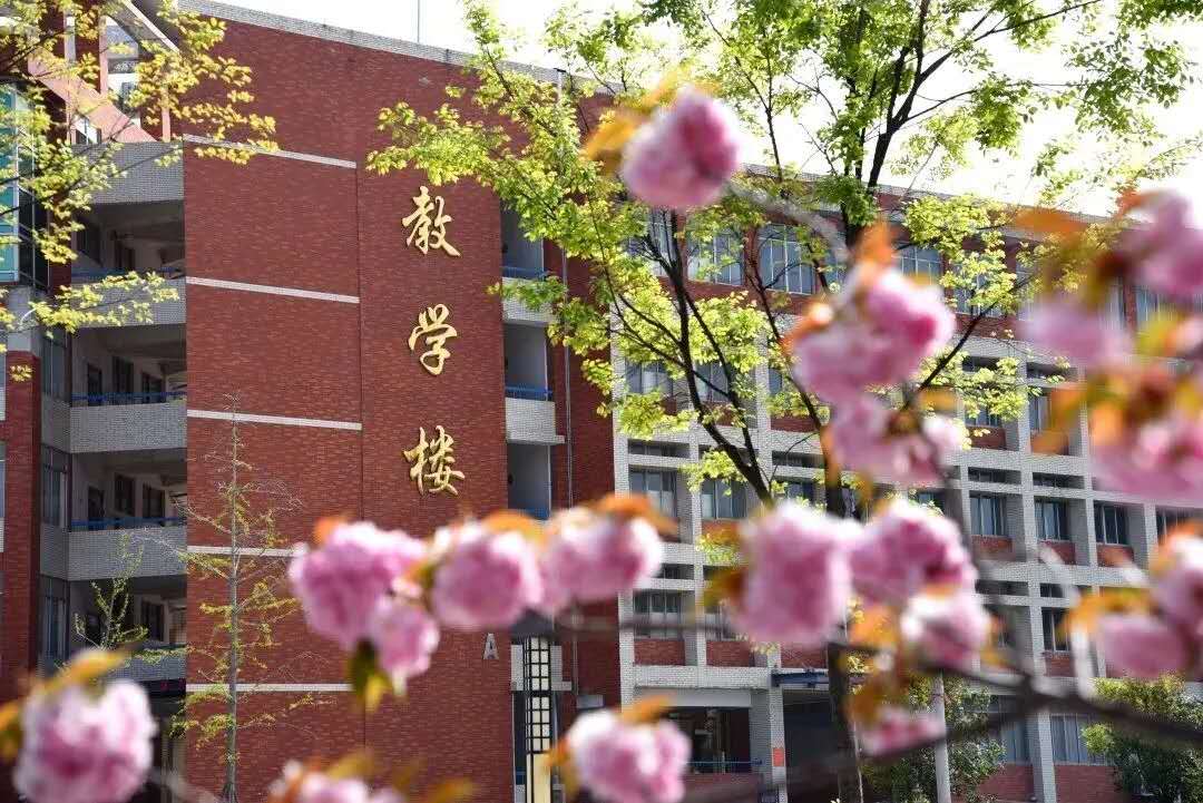 淮南师范学院|淮南师范学院发展不起来的原因在哪?不仅仅是位于淮南这么简单