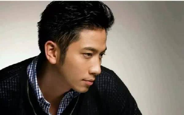 『张馨予』张馨予发流泪图大谈“2016年见过现实与冰冷”，那一年她自曝遭冰冰封杀